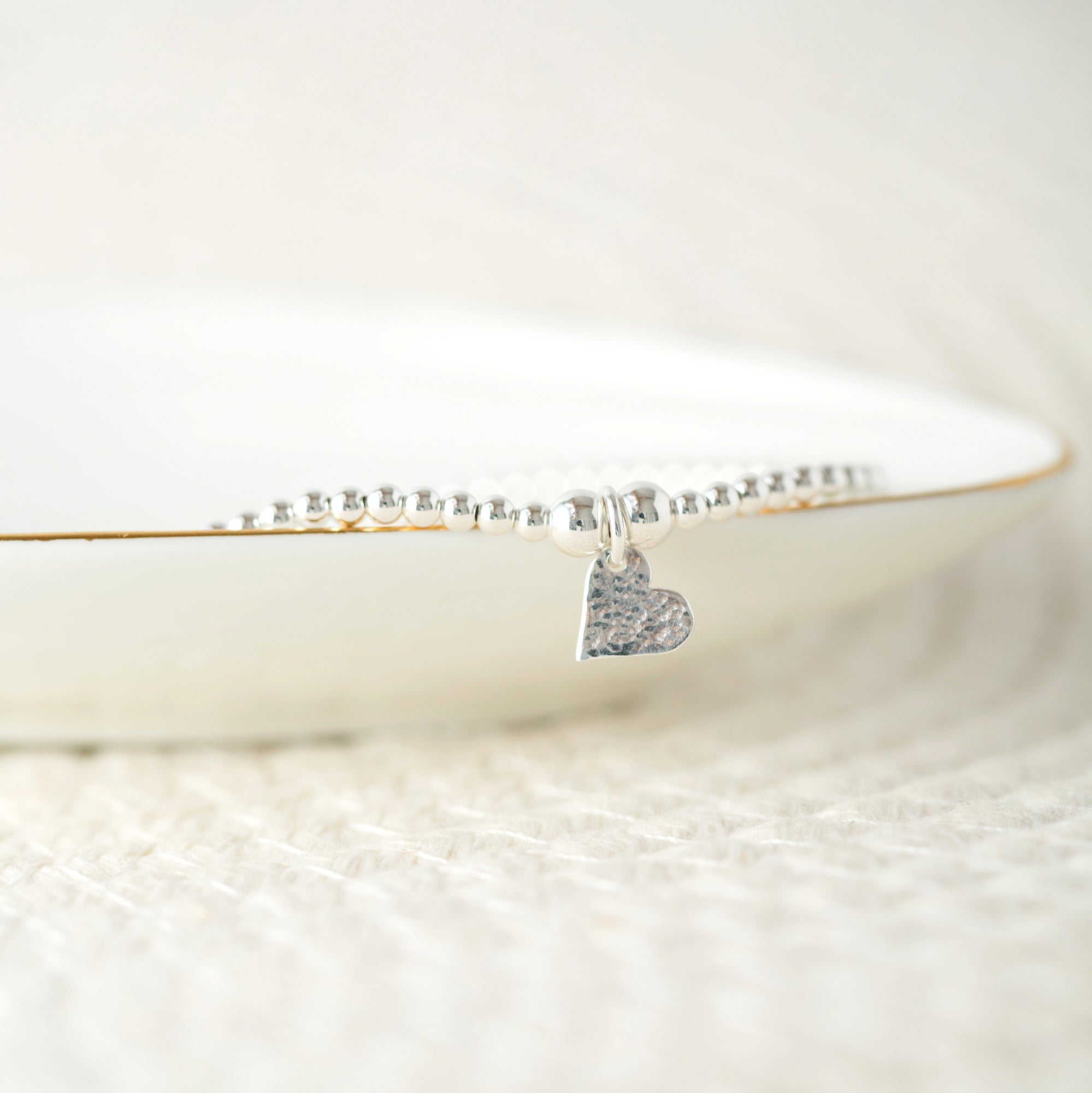 Hammered heart beaded bracelet