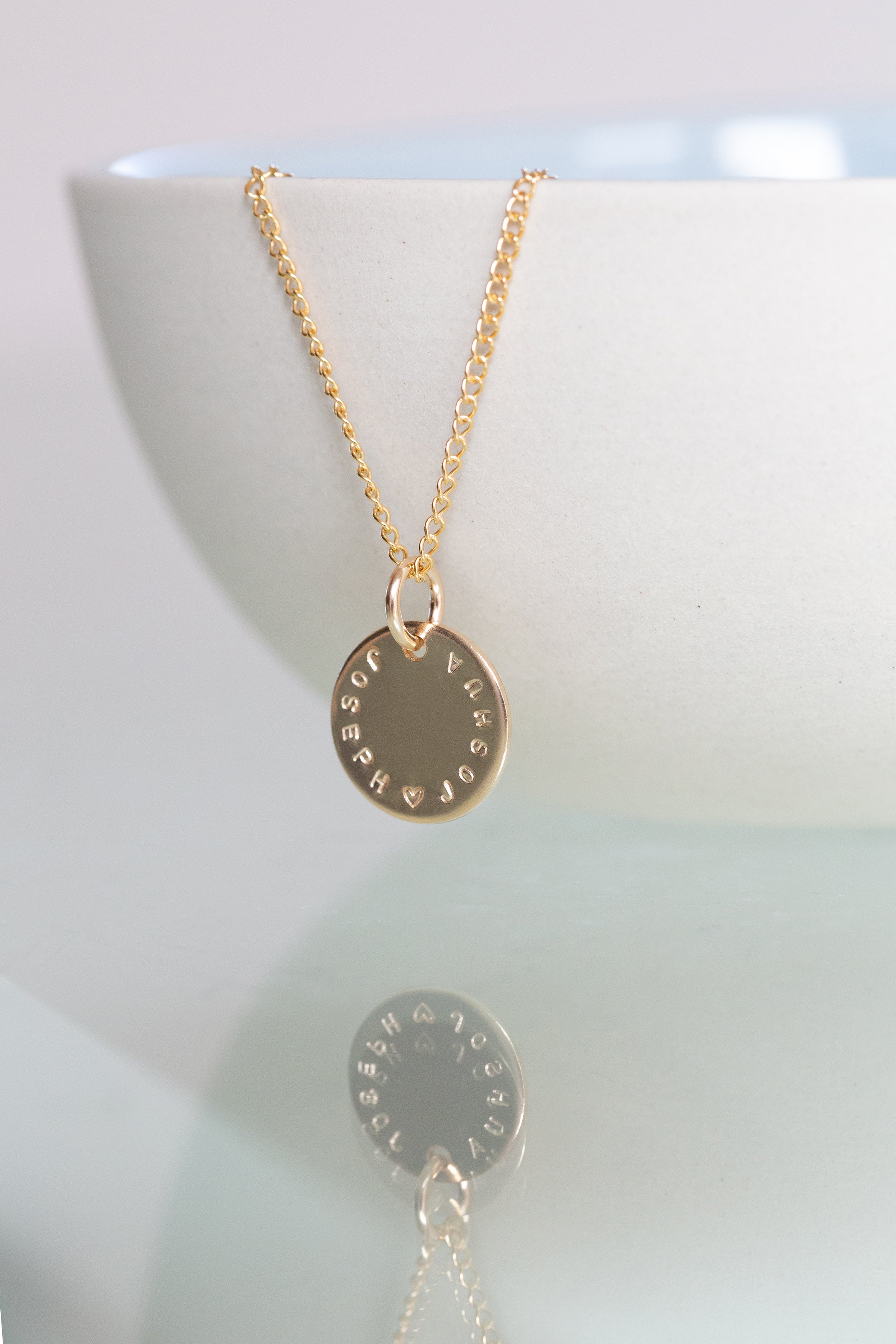 Gold midi disc necklace