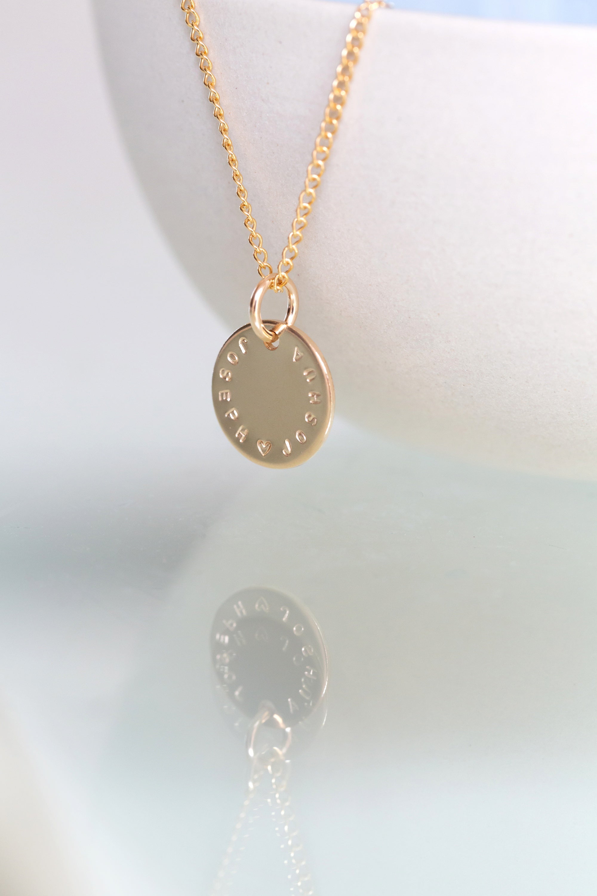 Gold midi disc necklace