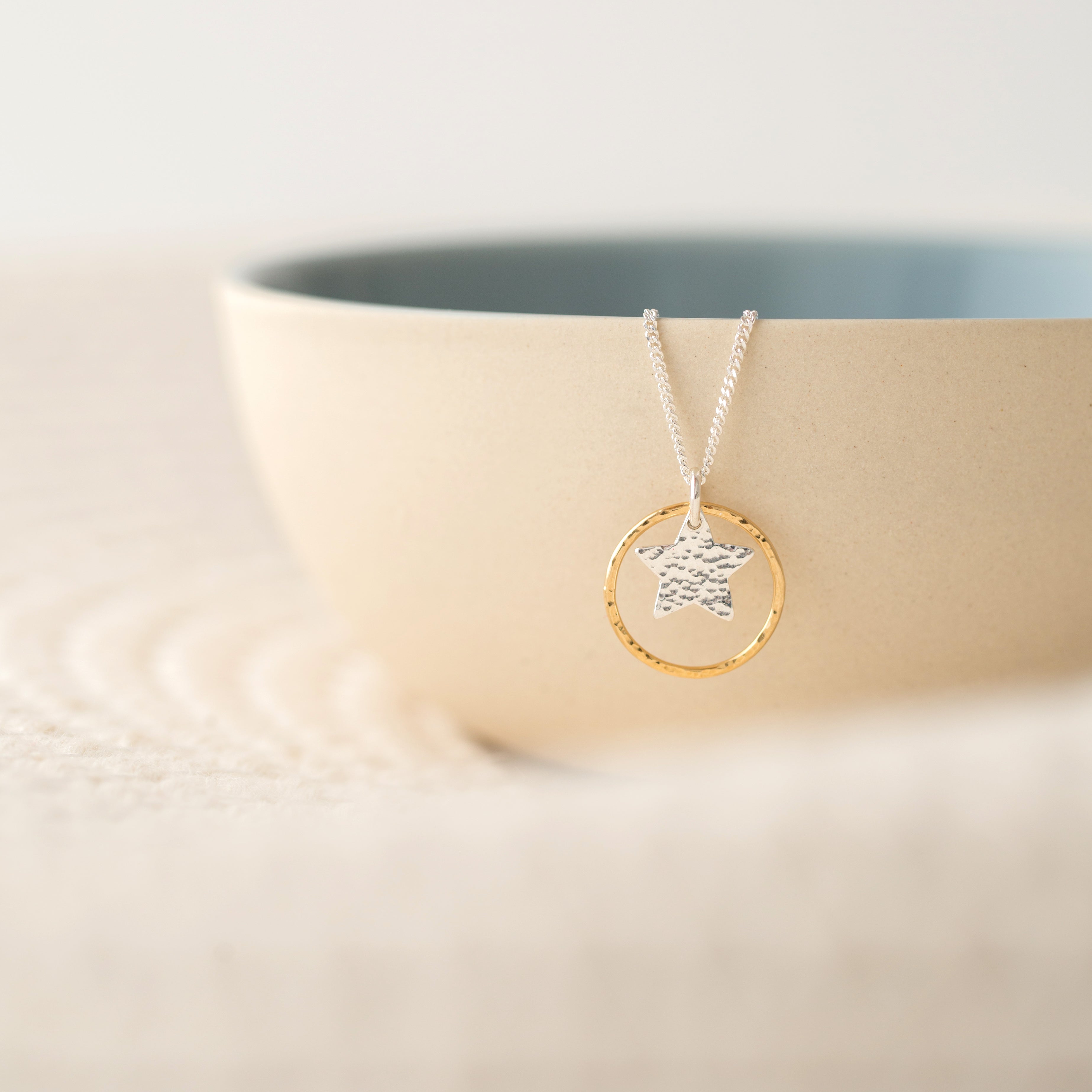 Gold halo necklace