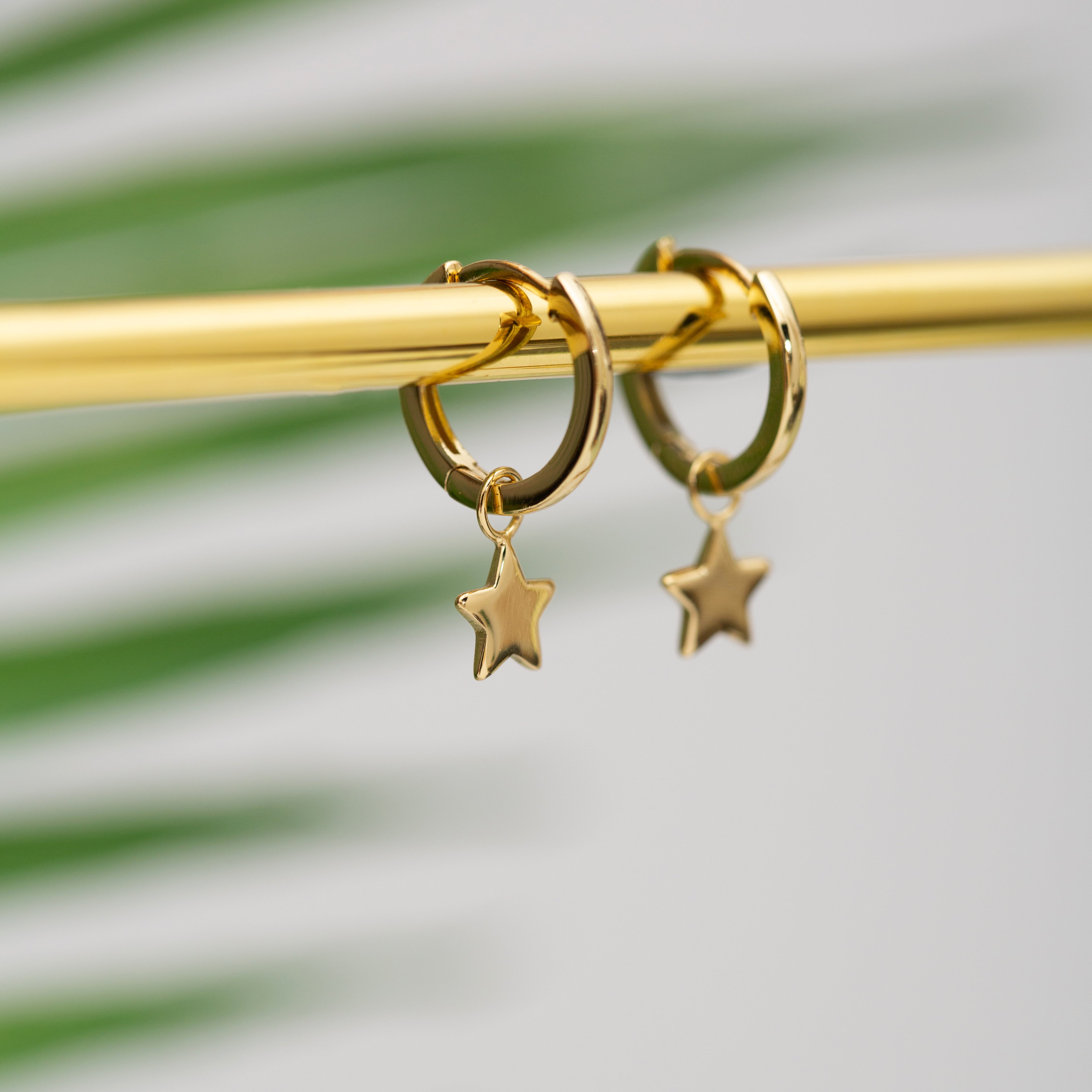 Gold star huggies