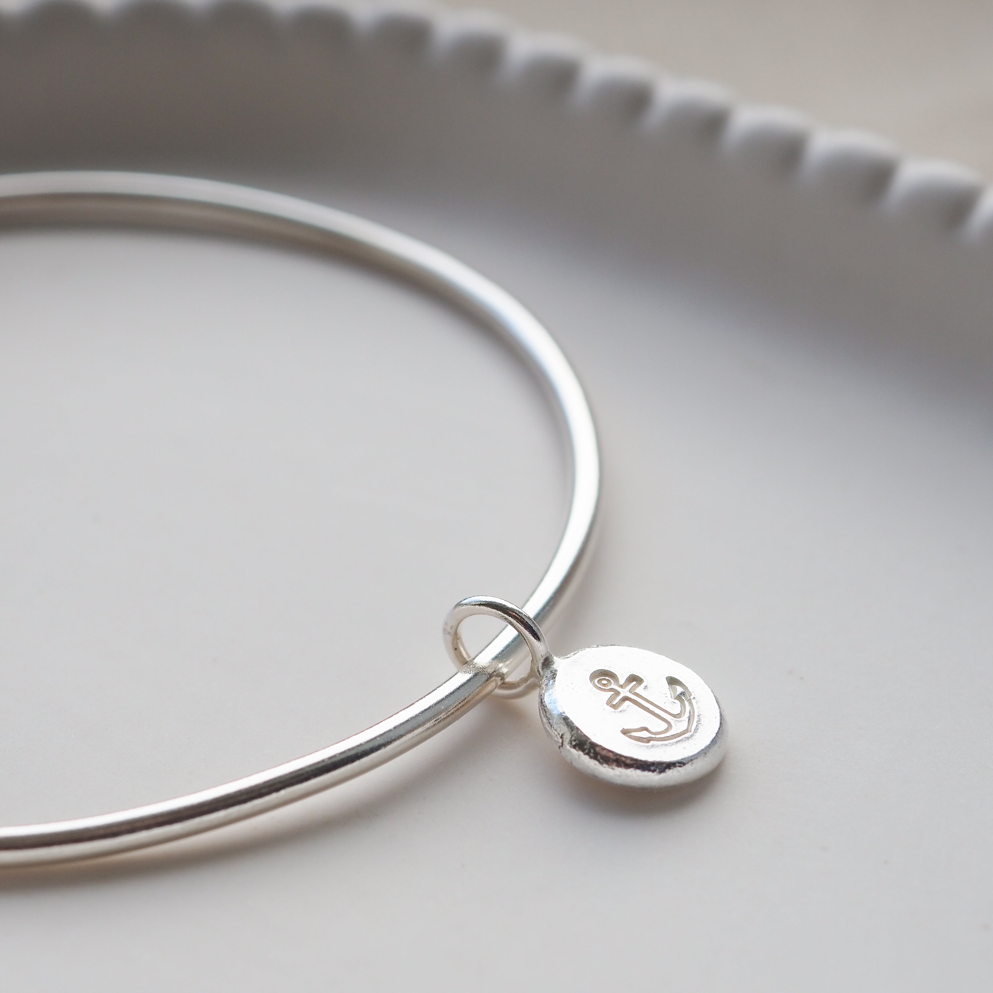 Pebble bangle