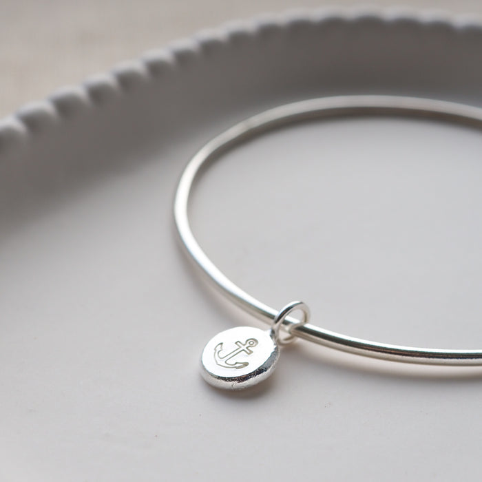 Pebble bangle