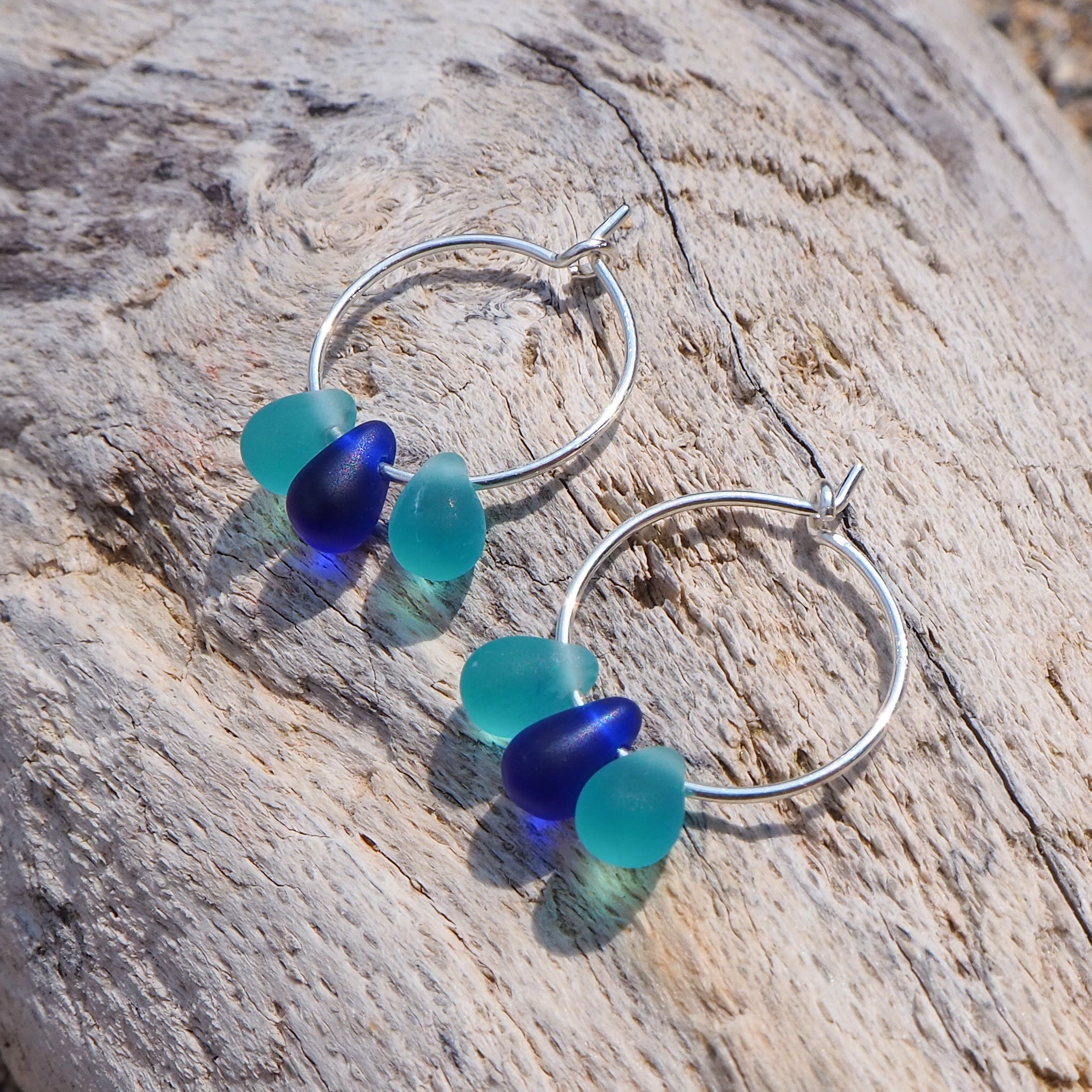 Drop Of The Ocean Hoop Earrings -Lantic