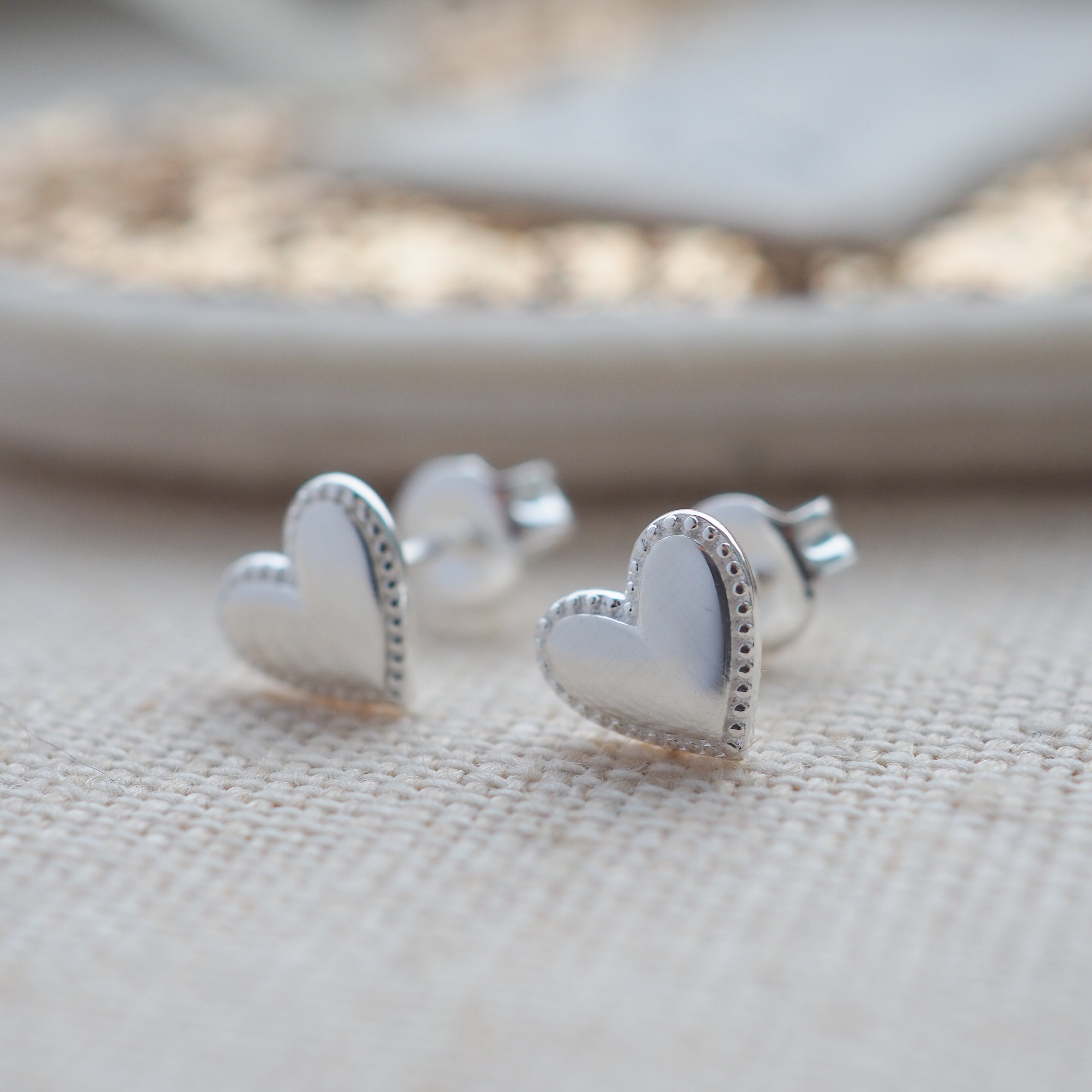 Dainty heart studs