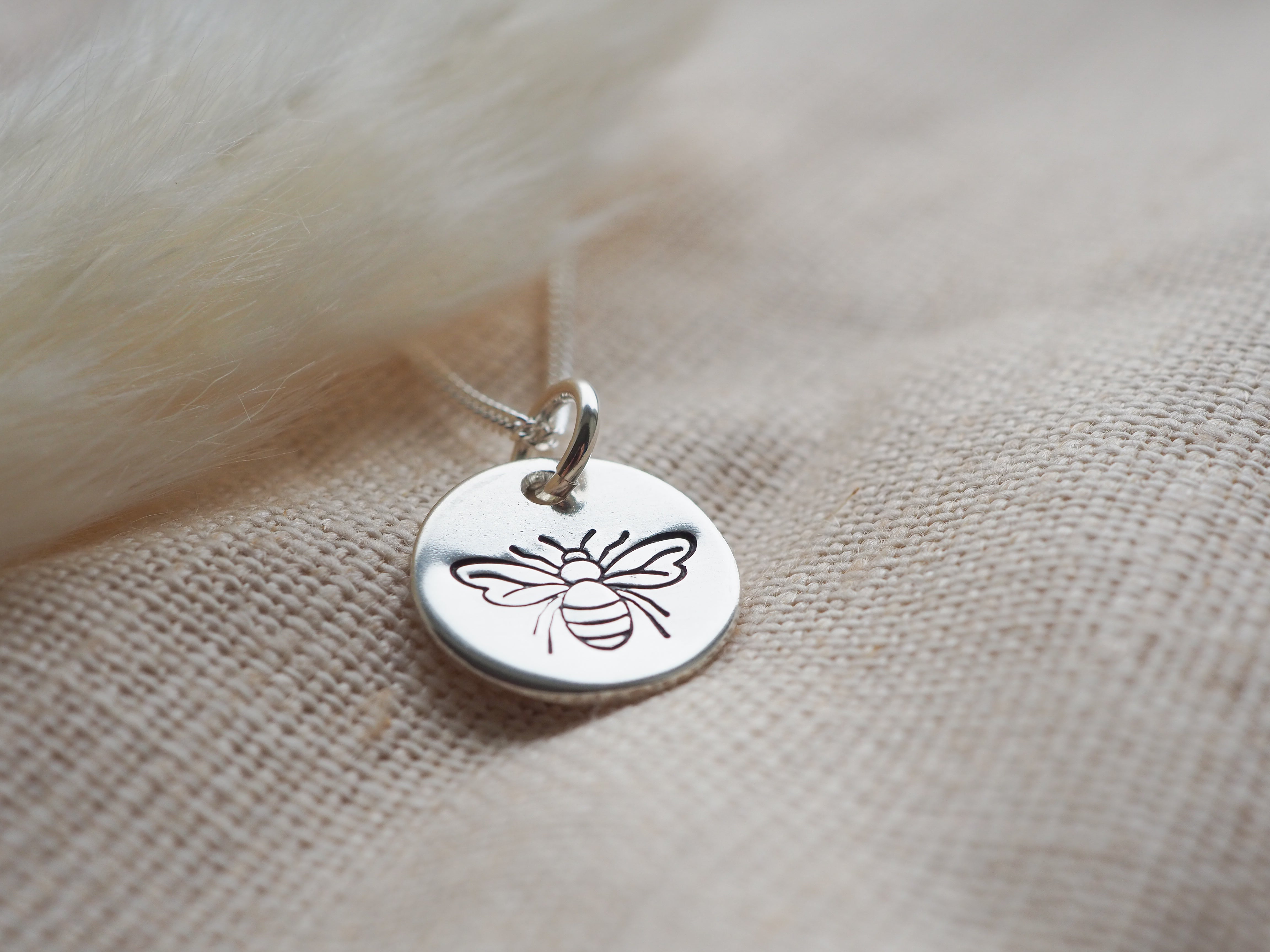 Bumble bee silver midi disc necklace