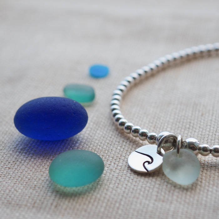 Wave & sea glass mini silver disc beaded bracelet