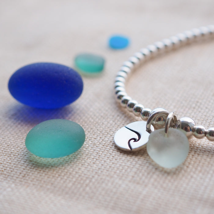 Wave & sea glass beaded bracelet
