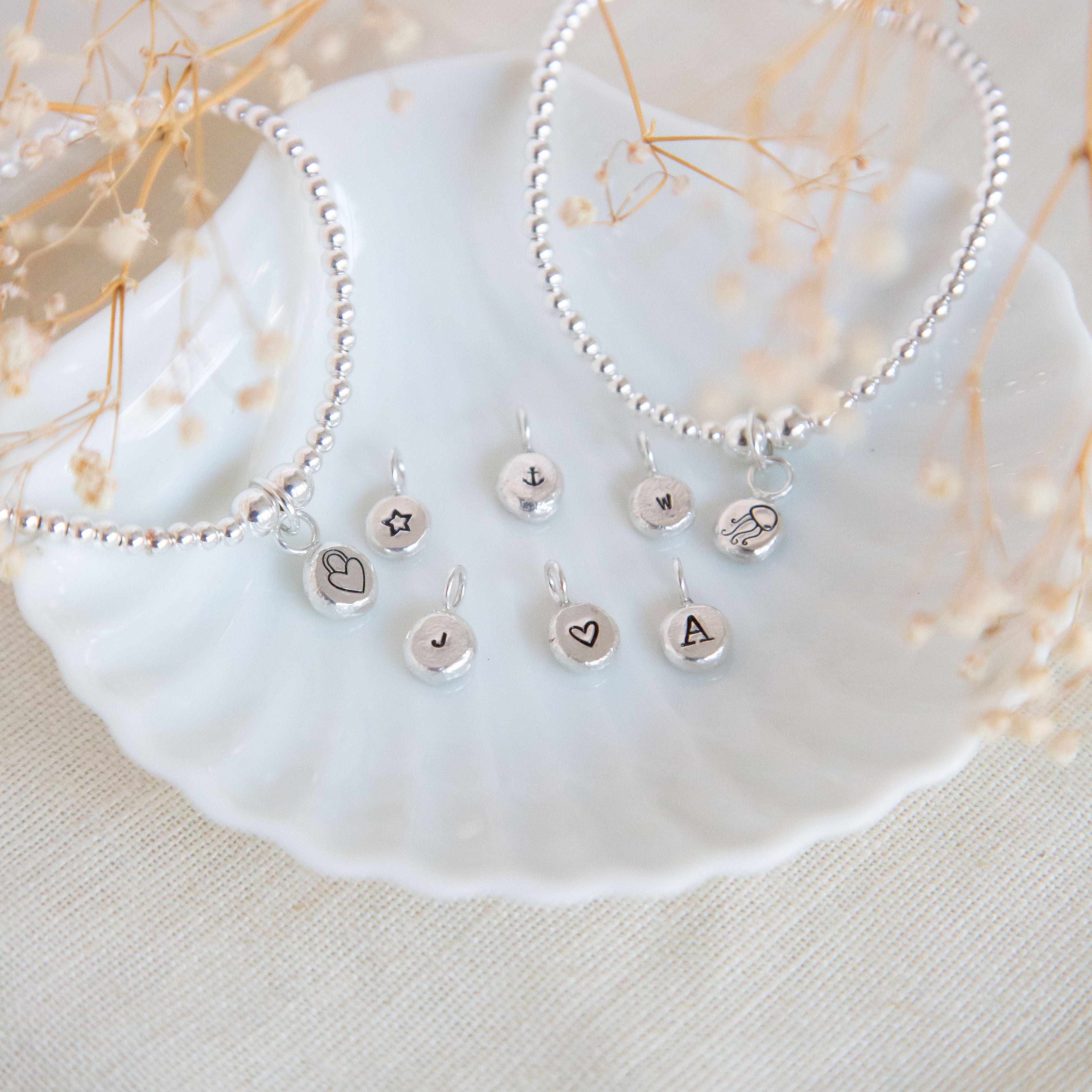 Pebble beaded bracelet
