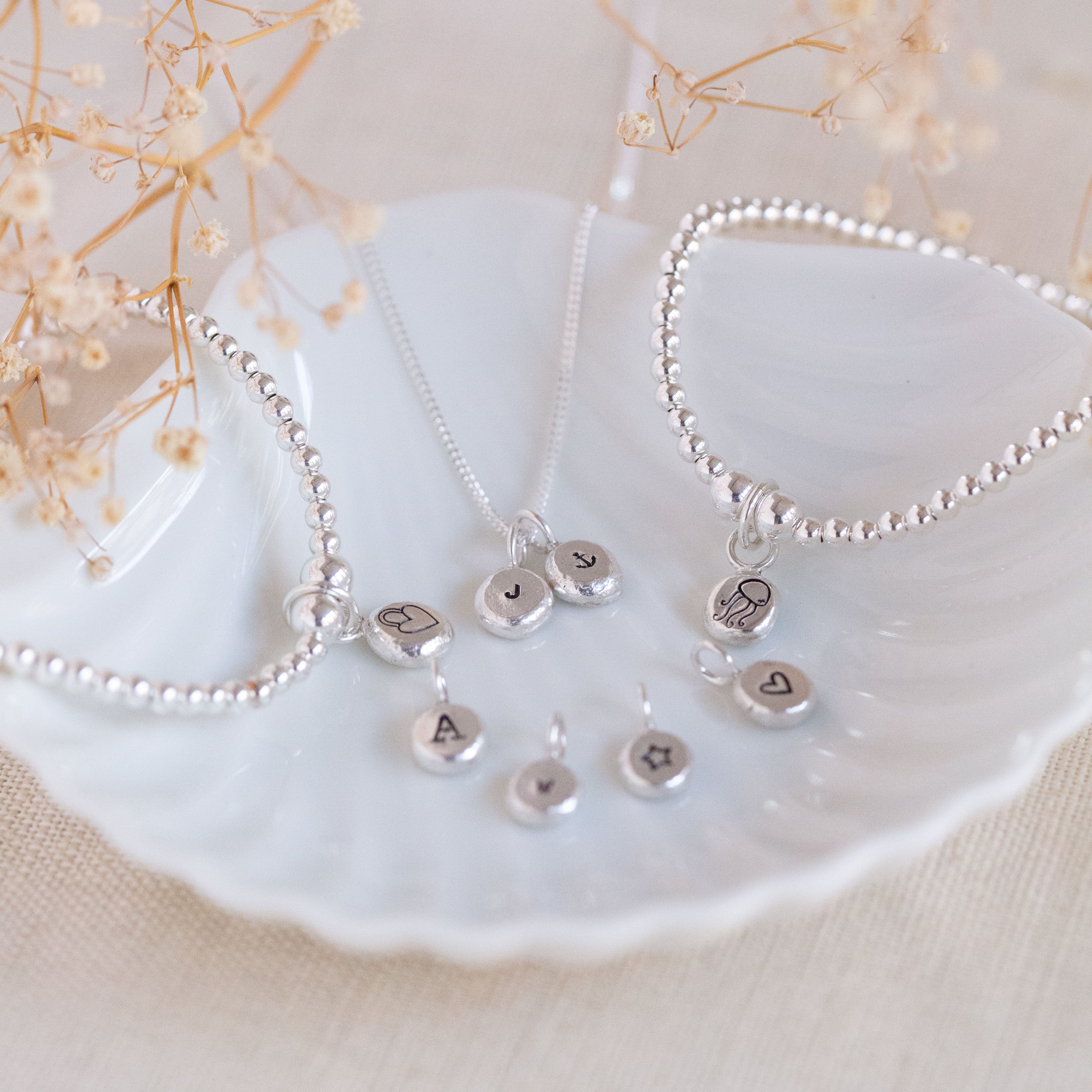 Pebble beaded bracelet