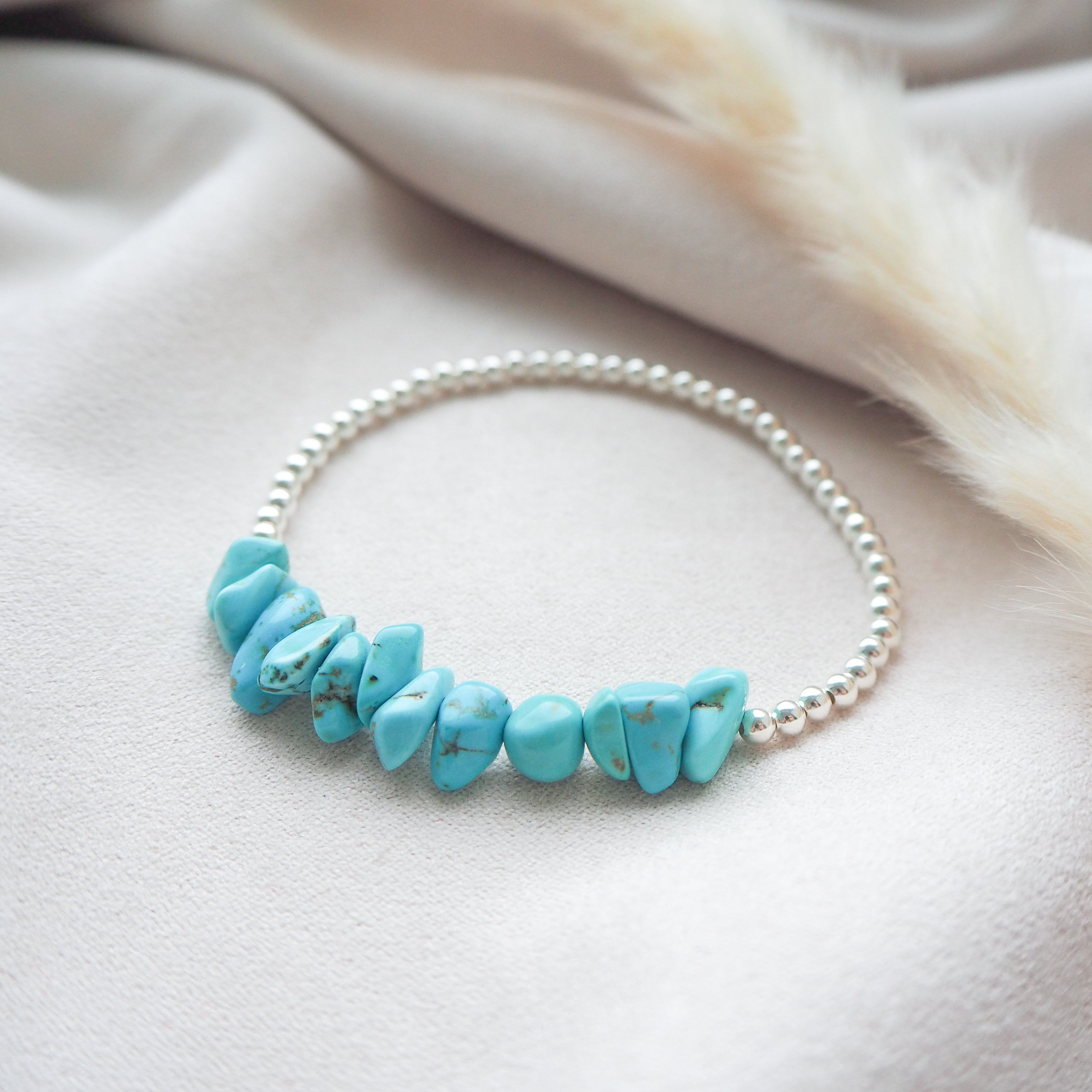 Sterling silver & magnesite crystal chip bracelet