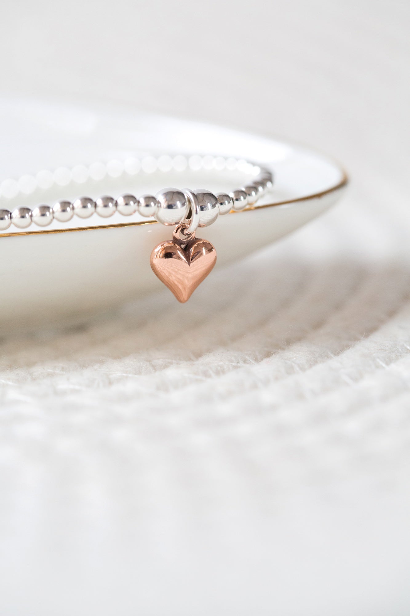 Rose gold heart beaded bracelet