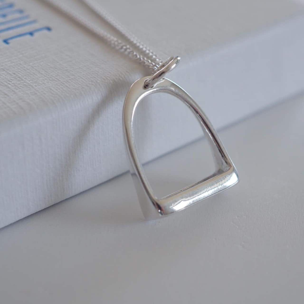 Stirrup necklace